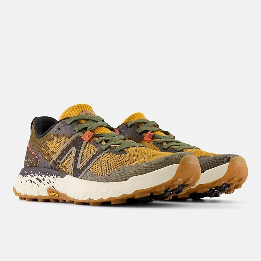NWT New Balance Trail Running Shoes - men’s size 11